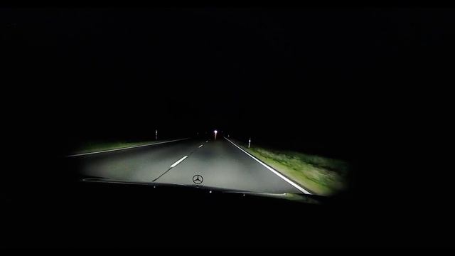 Дорожные столбики приводят в город Вернигероде Stadt Wernigerode смотреть онлайн