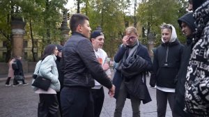 ПОДНИМИ ГИРЮ И ПОЛУЧИ ДЕНЬГИ! ПРОВЕРКА ПРОХОЖИХ // ШОУ ИЗ ТОЛПЫ #3