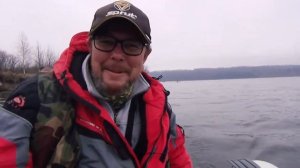 Ловля судака осенью. Река Волга. Поролоновые приманки.