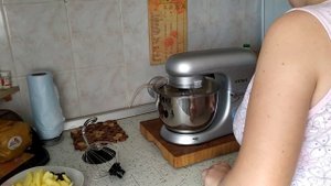 #Kitfort KT-3007-2# Миксер планетарный, приготовление шарлотки.