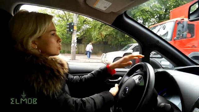 Фонтан эмоций Первый раз за рулем электромобиля  Тест драйв Nissan Leaf и отзыв
