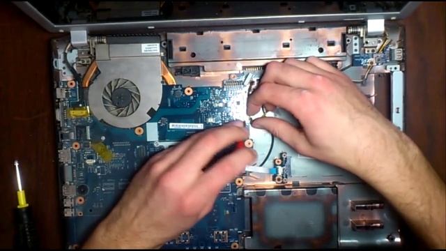 Разборка ноутбука Samsung r728 смотреть онлайн