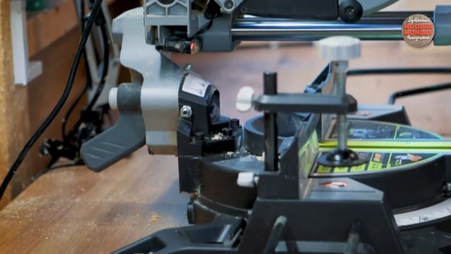 Торцовка для дачника. Обзор торцовочной пилы RYOBI EMS254L смотреть онлайн