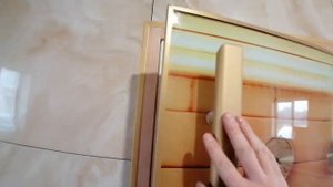 Дверь в сауну, стеклянная дверь в парилку.