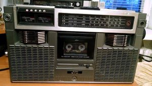 JVC-RC 727 шикарный старый динозавр 1977 год.
