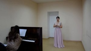 Ли Камилла - А. Л. Гурилёв, слова Н. Грекова  «Вьется ласточка сизокрылая»