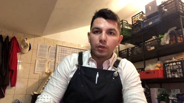 Как подобрать сотрудника на работу начинающему предпринимателю в продуктовый магазин.