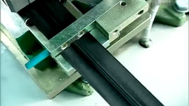 Как делают молнии для одежды смотреть онлайн