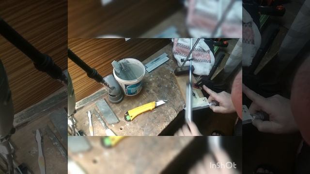 Заточка ножа на самодельной точилке.