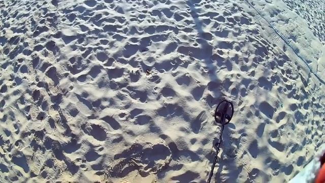 Находки на пляже бывают разные, главное искать, и я нашел! Поиск с металлоискателем.