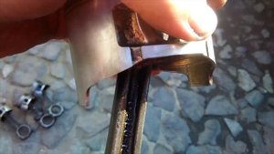 Ниссан ,задрало поршень в цилиндре, заплавило кольца.