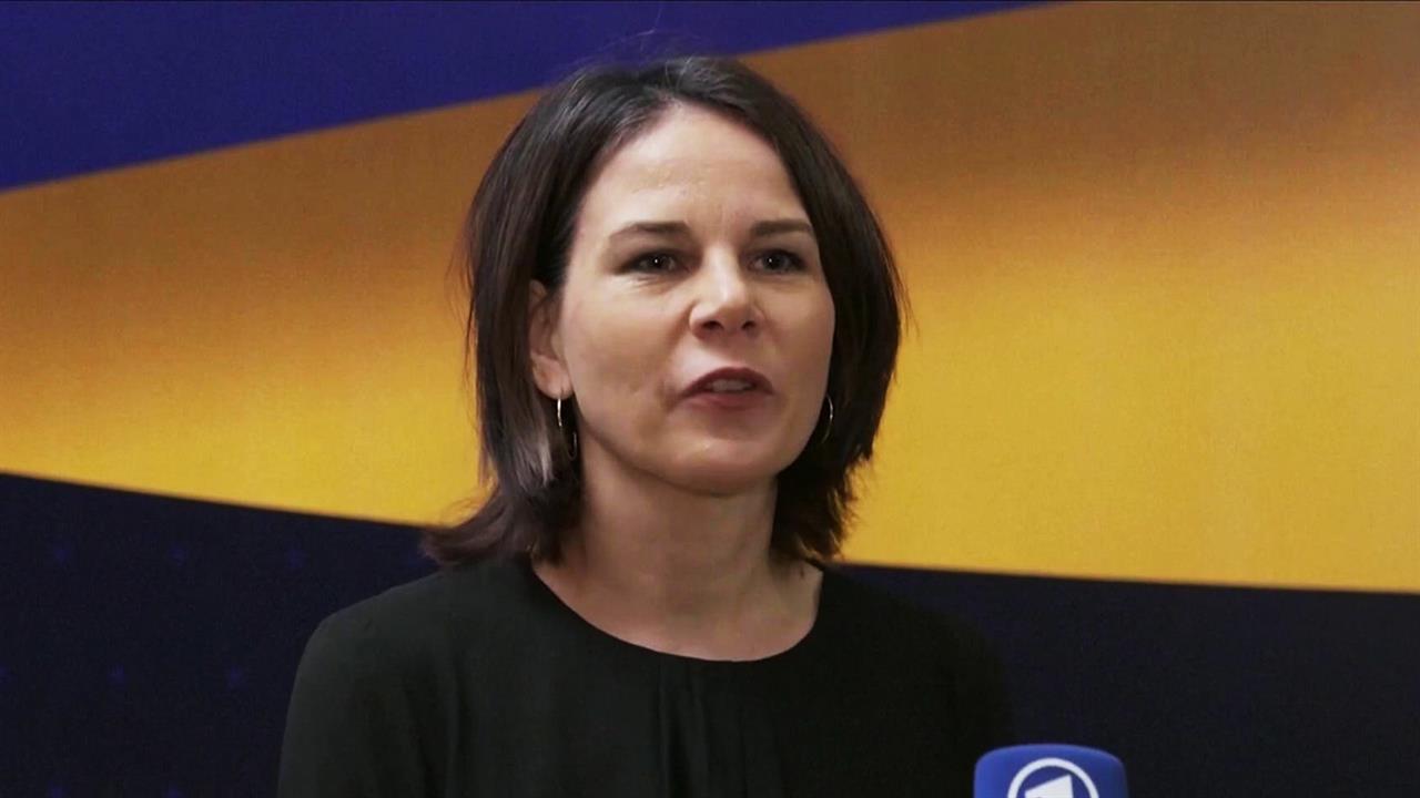 Евросоюз будет простираться от Лиссабона до Луганска, заявила глава МИД Германии