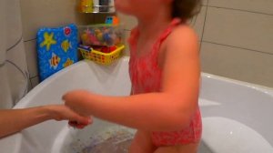 ✿Пранк над Максом/ София в орбизах/ Купаемся в ванной/Разыграли Макса…