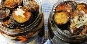 БАКЛАЖАНЫ С ЧЕСНОКОМ ЖАРЕНЫЕ НА ЗИМУ.mp4