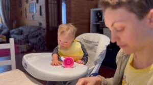 СКАЗАЛ ВПЕРВЫЕ ЭТО! НАЧИНАЕМ ГОВОРИТЬ В 1.9 СИНДРОМ ДАУНА.