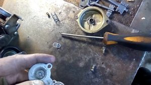 скутер пионер или омакс когда ешь газ глохнет