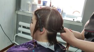 яркое цветное окрашивание, стрижка на базе каре