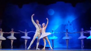 Лебединое озеро.