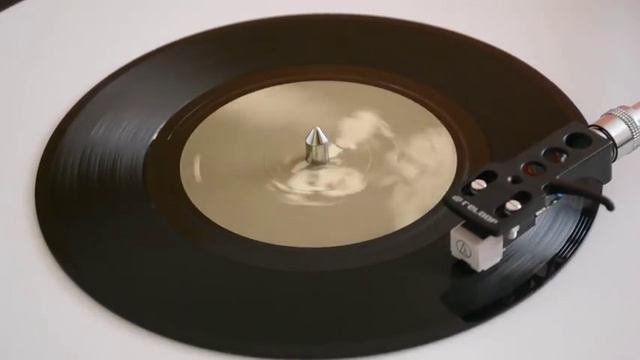 Nick Lowe - Cruel To Be Kind - Vinyl Play