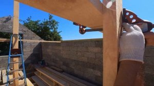 КОНЬКОВЫЙ ПРОГОН двускатной крыши своими руками