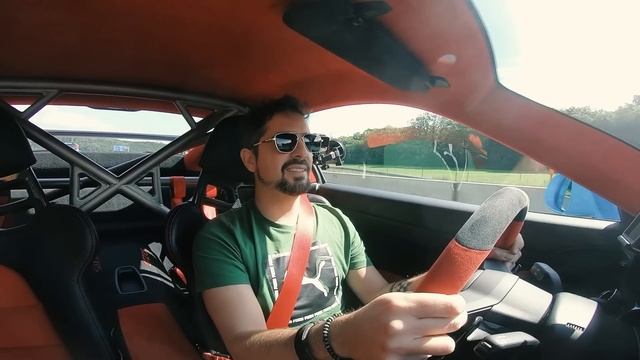 300 POR HORA na Autobahn! Cassio senta a bota no Porsche 911 GT2 RS de 700 cv - AceleRolê #38 смотреть онлайн