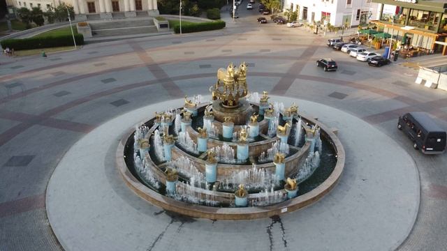 Грузия, Колхидский фонтан. Лето 2022 г. смотреть онлайн