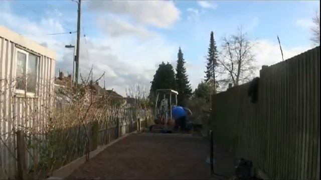 Using a Tarmac rake смотреть онлайн