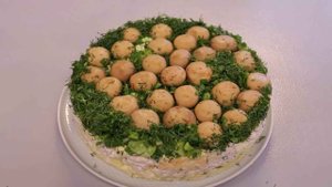 Салат-перевёртыш «Полянка»