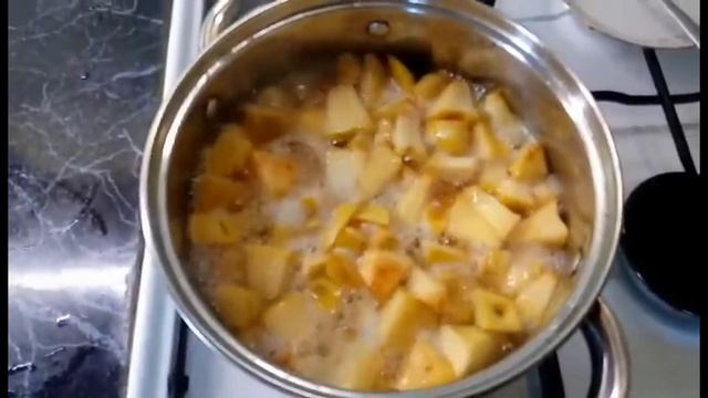Невероятно вкусное лакомство!!!Варенье из айвы с грецким орехом!!! смотреть онлайн