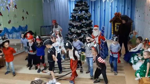 Старшая группа Д/С 4 Танец "Пираты" смотреть онлайн