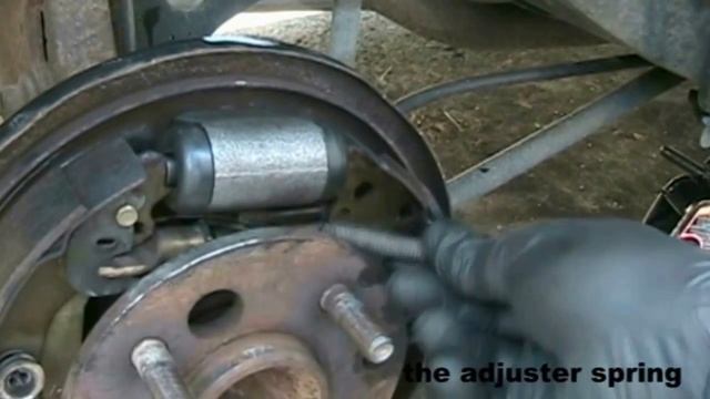 Saturn Brake Wheel Cylinder Replacement смотреть онлайн
