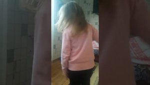 Вышла курочка гулять...