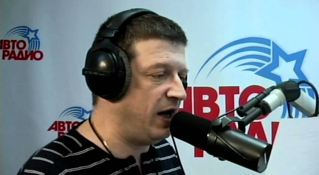 Многие россияне играют на музыкальном инструменте