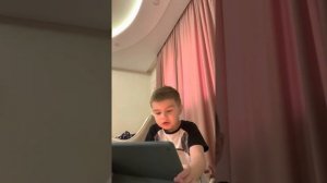 Сегодня мы играем привет сосед на iPad Часть￼*10