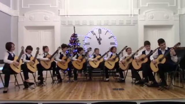 Ансамбль "Плесков". А.Виницкий - Куклы оживают ночью смотреть онлайн