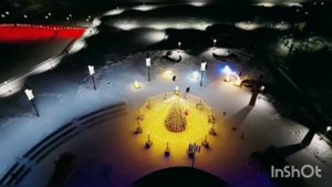 Новогодняя ëлка на центральной набережной Сен Сей г. Белоярский ХМАО 2023
