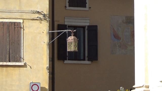 Lazise, Lake Garda - Italy: Things to Do and Tourist Information (4K) смотреть онлайн