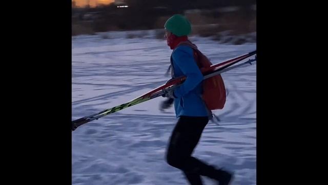 Вечерние тренировки перед соревнованиями, Фановый зимний дуатлон, Пос. Молодёжный (ИСХИ) смотреть онлайн