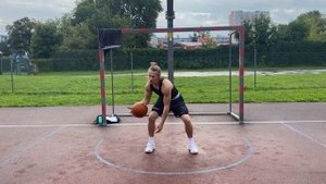 Как начать тренировать ДРИБЛИНГ в БАСКЕТБОЛЕ 🏀