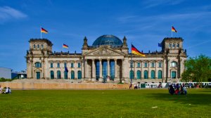 Поднимемся под купол Бундестага в Берлине