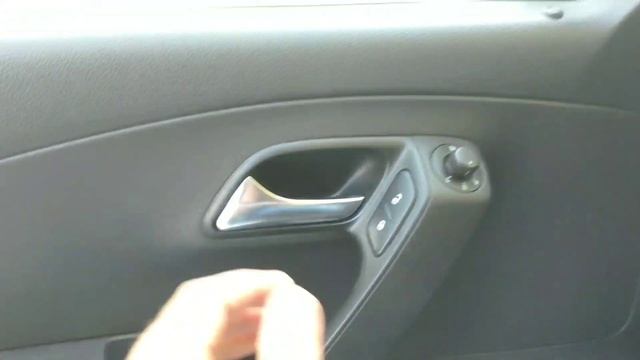Volkswagen Polo, 2014 1.6 AT (105 л.с.). Экспресс-обзор от Дениса Митюшова, Автосалон Boston