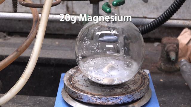 Using the Grignard Reaction to Make Tertiary alcohols [EFQWD7-DCPI]