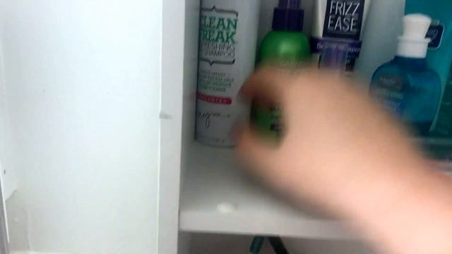 CURLY HAIR ||PRODUCTS I USE ON MY PERMED HAIR|| смотреть онлайн