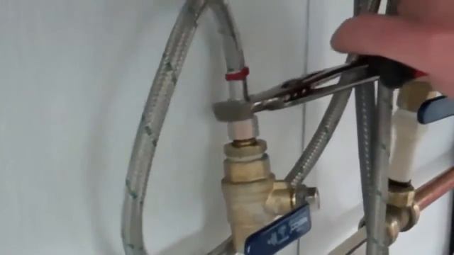 Установка смесителя Hansgrohe Talis S2 Variarc смотреть онлайн