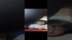 распаковываю руку человека-паука