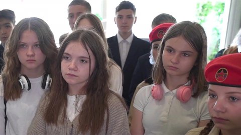 Особенную экскурсию устроили в Подмосковье для школьников из ДНР и ЛНР