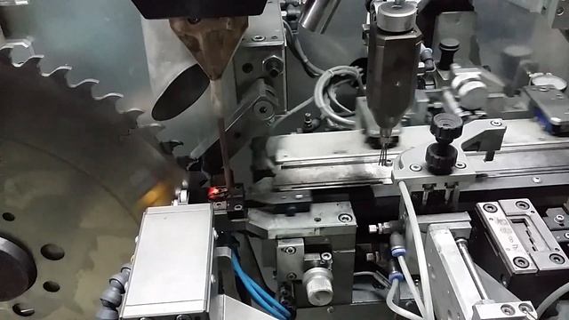 Kirschner LS-2 станок для напайки зубьев дисковых пил смотреть онлайн