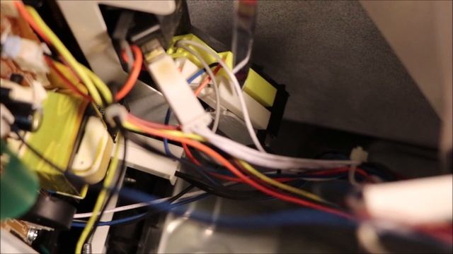 FIXED - GE Panasonic Microwave Oven (Inverter Technology) not working -faulty door switch connectio смотреть онлайн