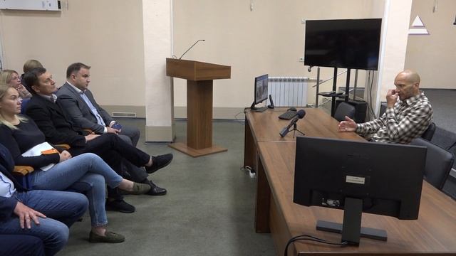 Итоги работы. Дмитрий Голубков отчиталась перед коммунальщиками