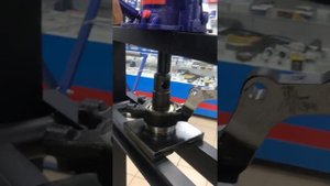 Запрессовка и выпрессовка подшипника на напольном прессе нашего производства